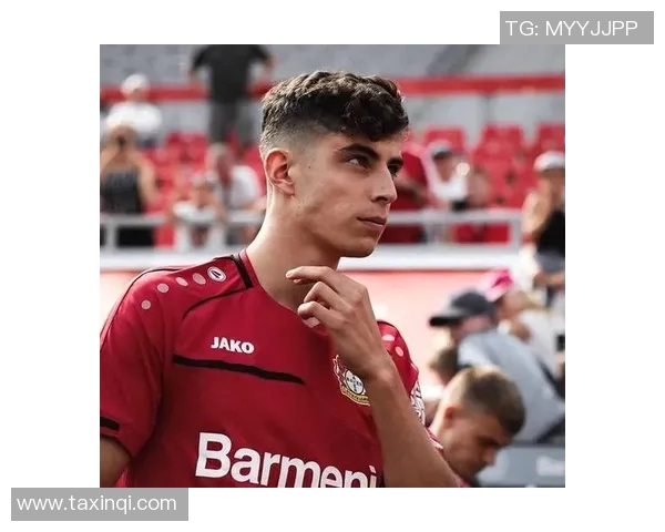 曼联官方确认签约热门新秀，引发球迷热议